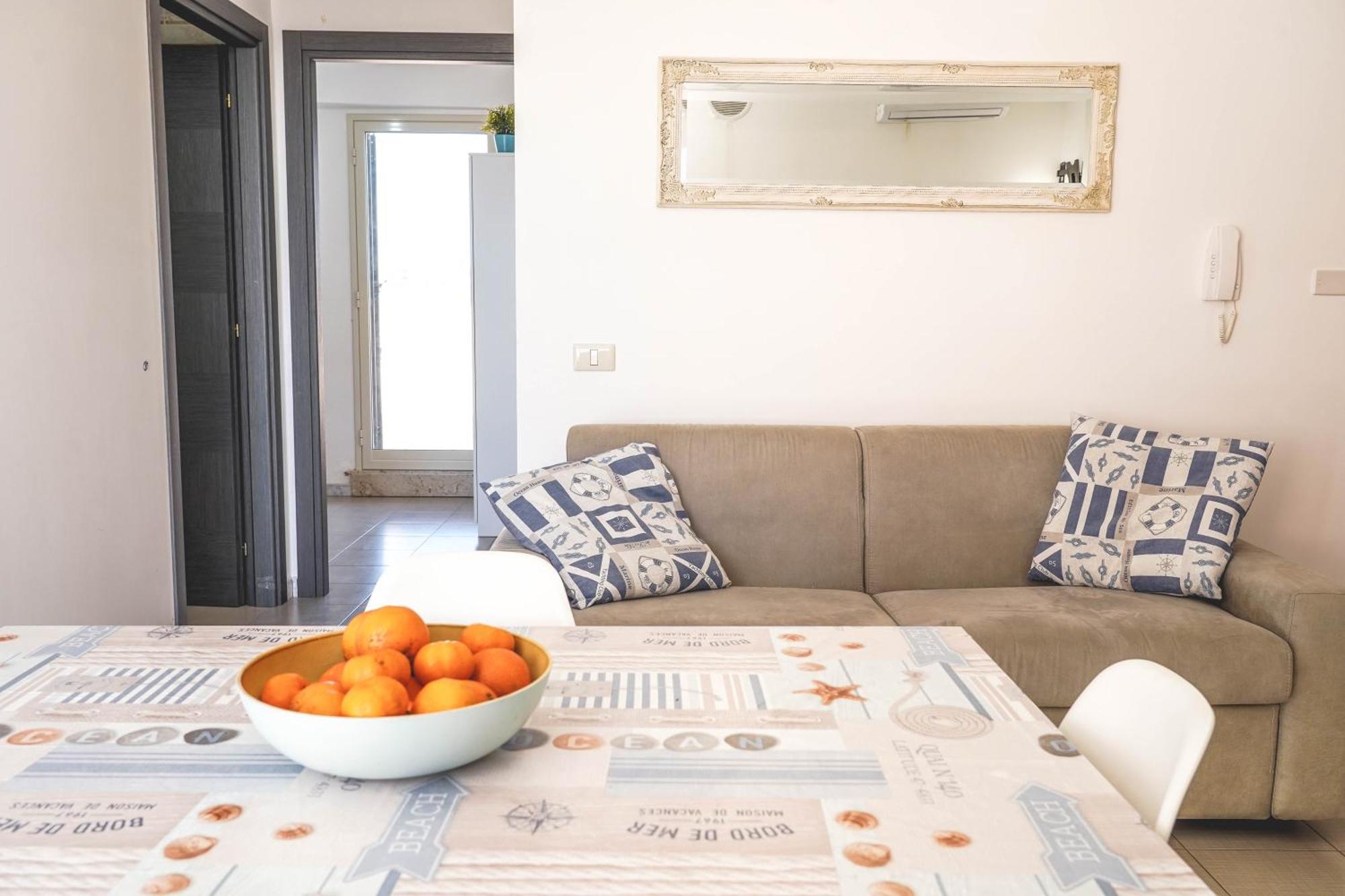 Апартаменты Attico Terrazza Cielomare Seaview Поццалло Экстерьер фото